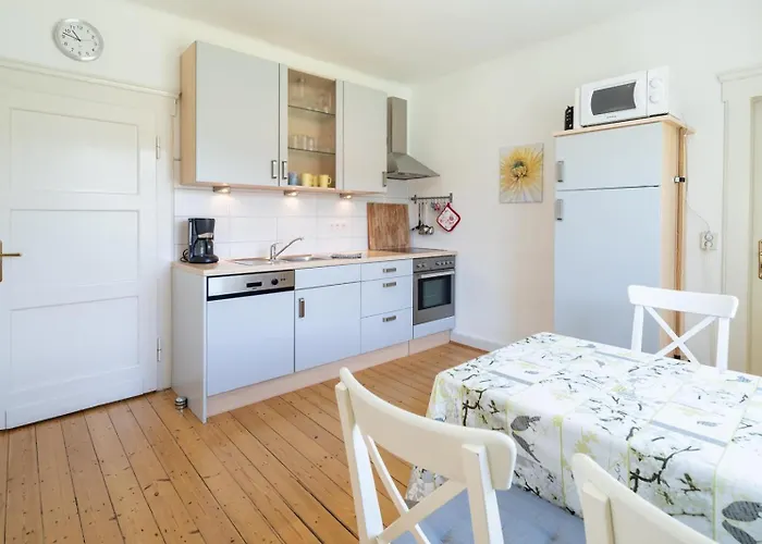 Semesterbostad Am Edersee *